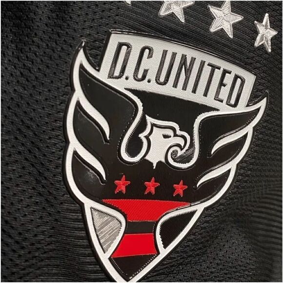 Adidas D.C. United 22/23 Authentic Mens Home Soccer Jersey size M Brand New - Picture 5 of 11